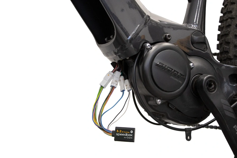 SpeedBox 3.2 B.Tuning pro Giant