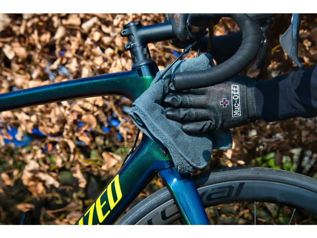 MUC-OFF THE ULTIMATE COMMUTER KIT - Komplexní sada pro údržbu kola