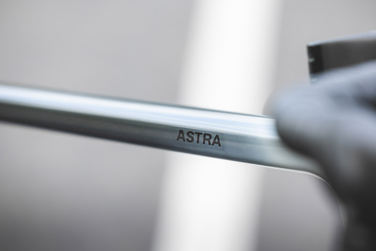 BASSO Astra disc, gray asphalt, Sram Rival eTap AXS, 48/35, 10-36, Microtech MrLite