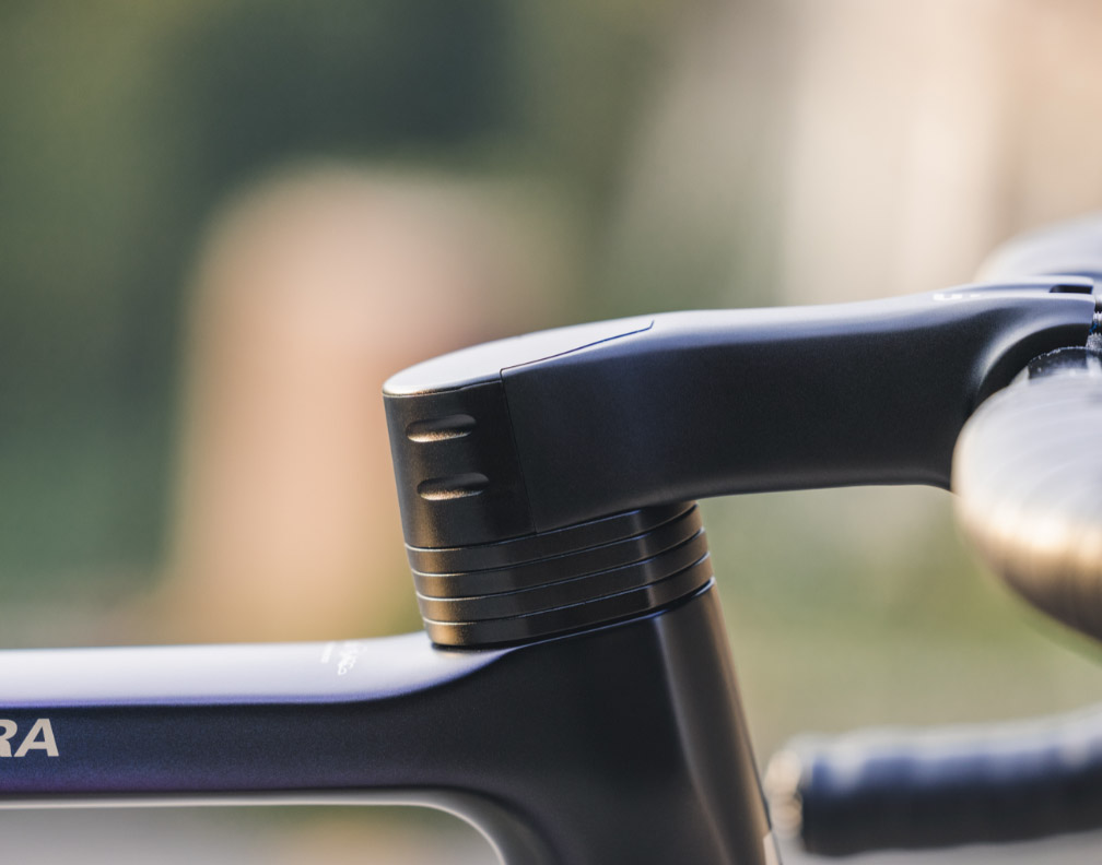 BASSO ASTRA DISC, CAMALEONT, SHIMANO ULTEGRA DI2, MICROTECH MRLITE