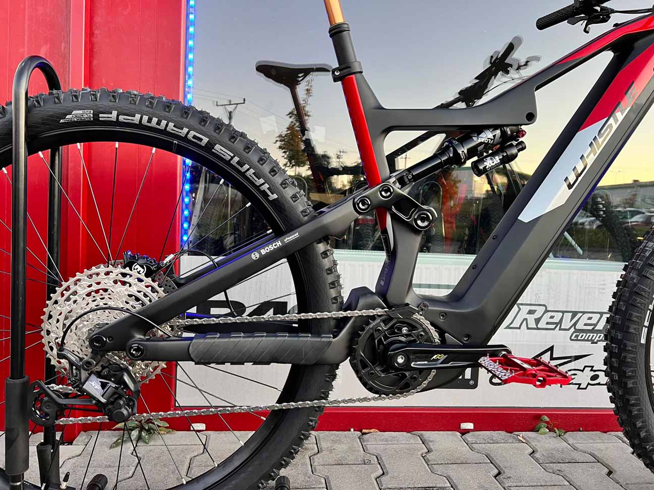 Whistle B-Rush C8.4 Black/Red