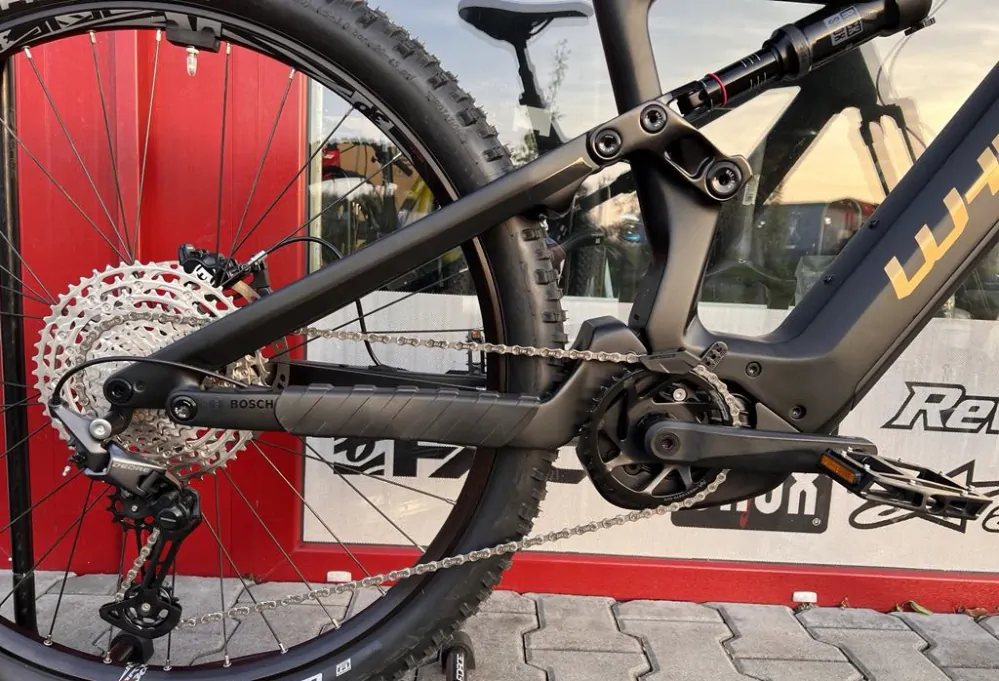 Whistle B-Rush C3.4 black / gold 