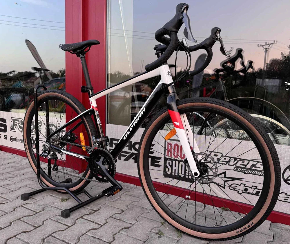 Gravel kolo LEON GRAVEL 700C 