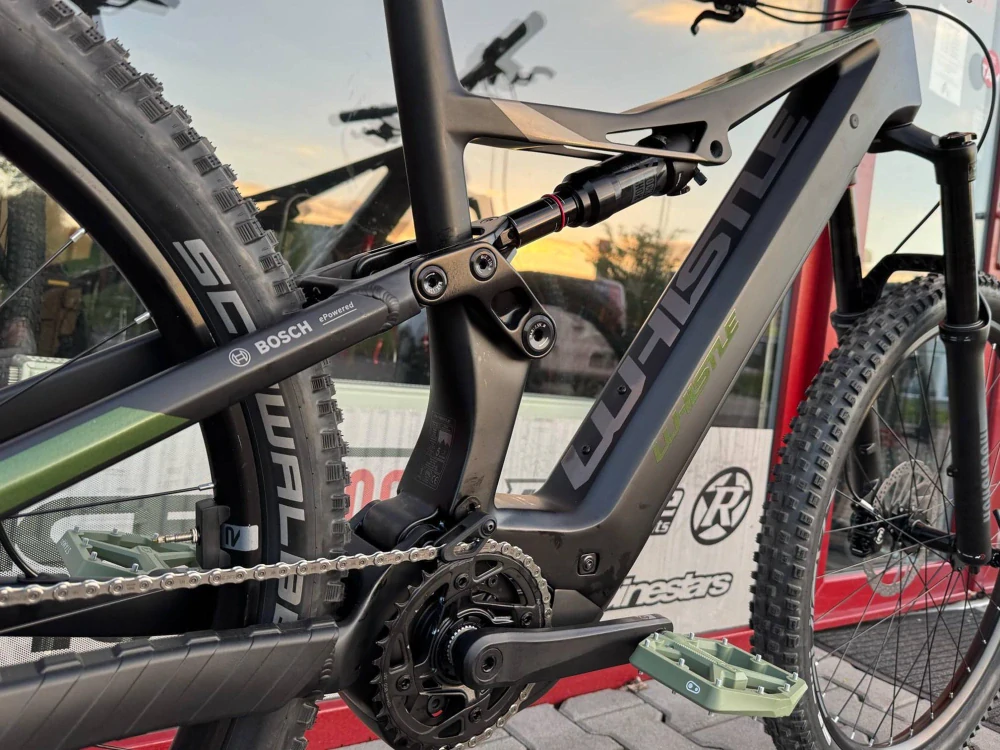 Whistle B-Rush CA6.5 Black/Green