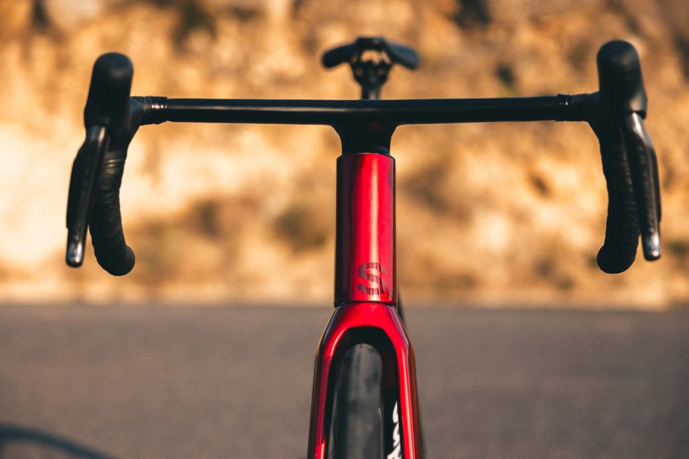 Superior X-ROAD 9.8 GF / Gloss Carbon Red