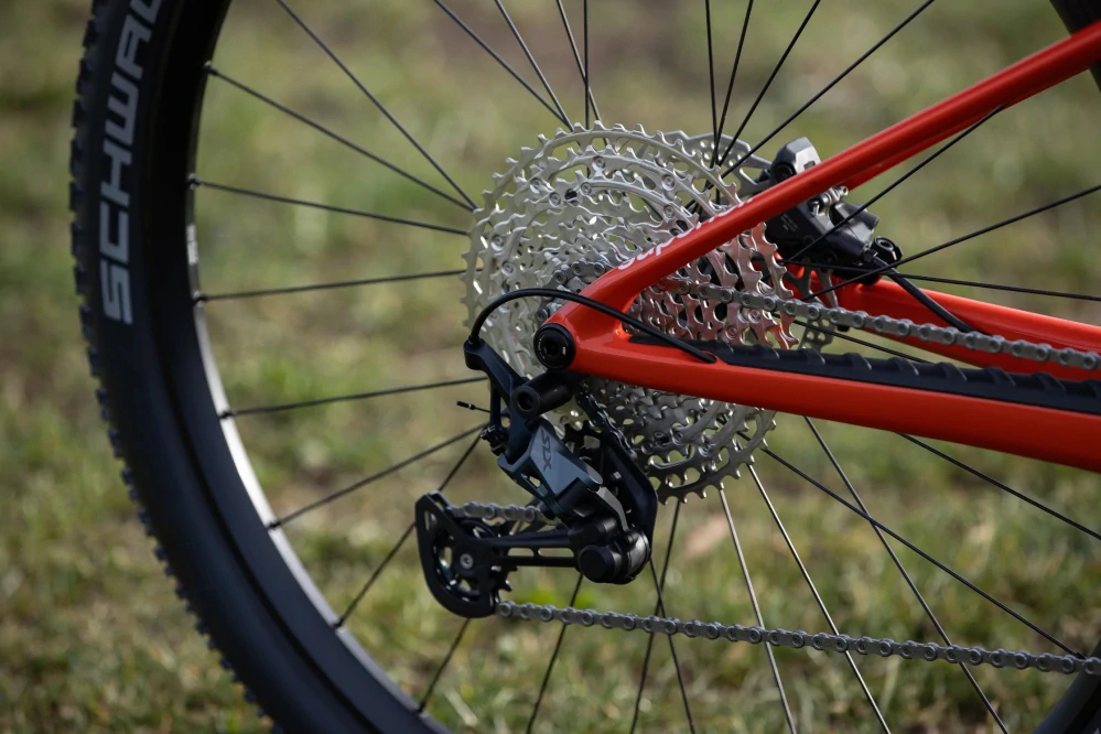 Superior XF 9.6 RC / Gloss Red / Black