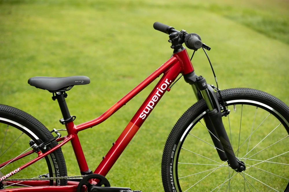 Superior RACER 24 / Gloss Racing Red