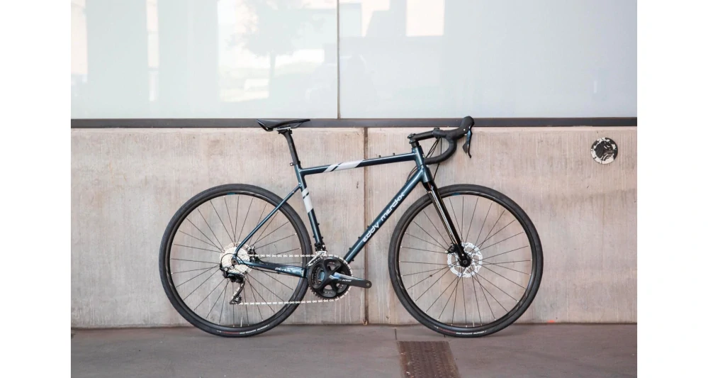 EDDY MERCKX kolo PEVELE A 105 Blue Whale Metallic/White/Pale Slate Grey