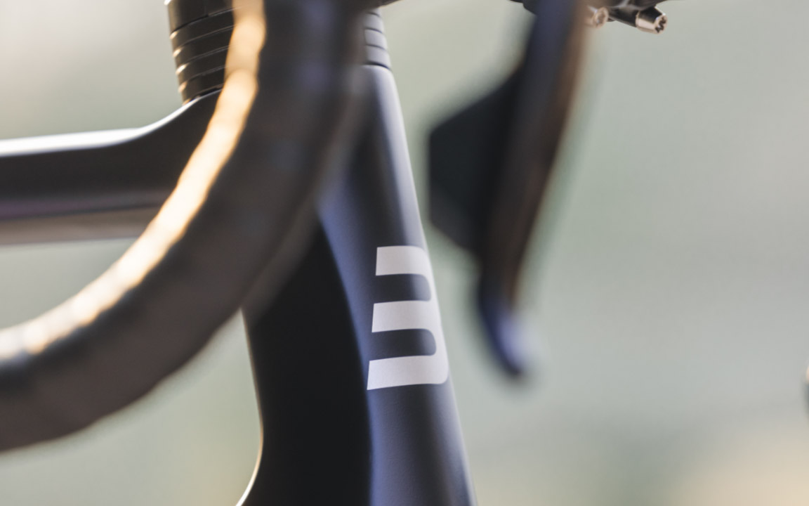 BASSO ASTRA DISC, CAMALEONT, SRAM RIVAL ETAP AXS, MICROTECH RE38