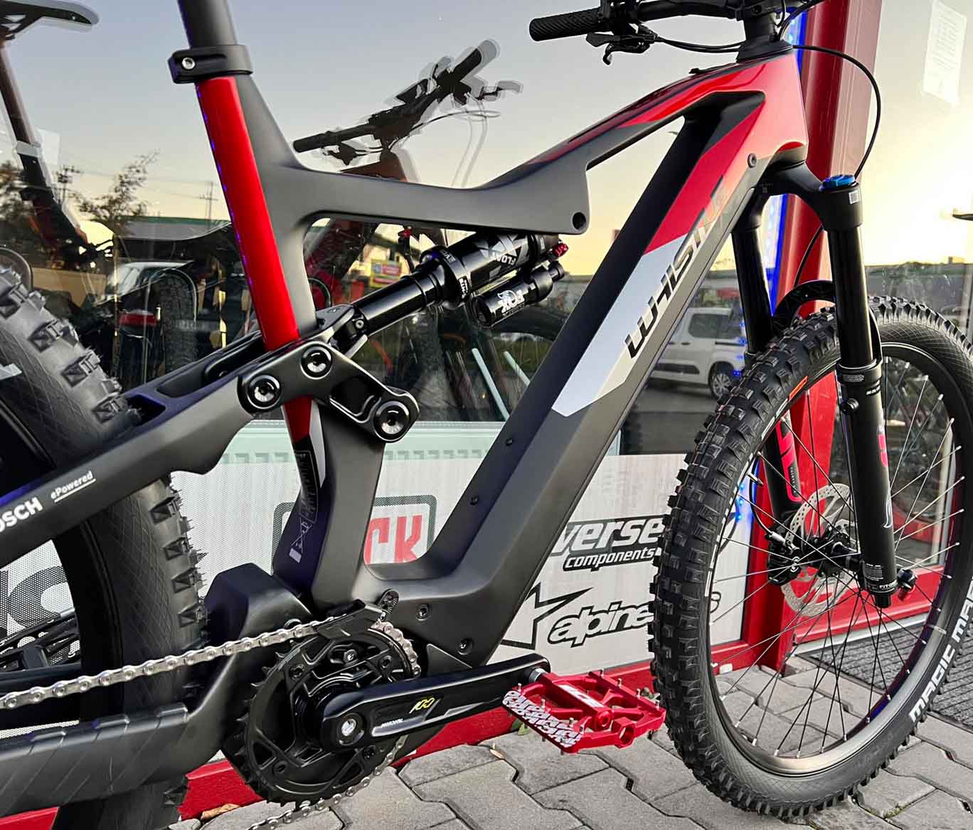 Whistle B-Rush C8.4 Black/Red