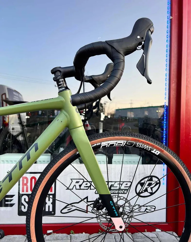 CTM KOYUK 3.0 - matná tmavá olivová