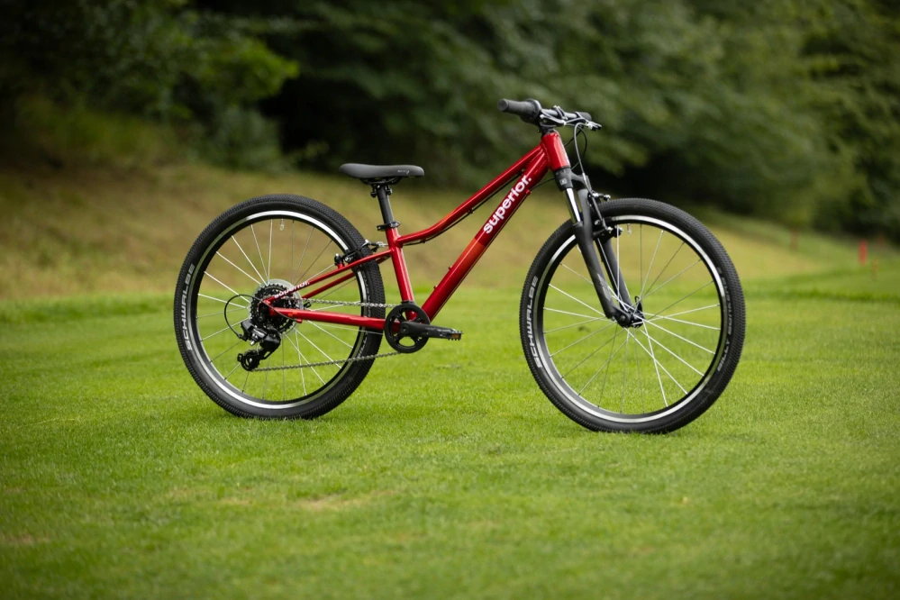 Superior RACER 24 / Gloss Racing Red