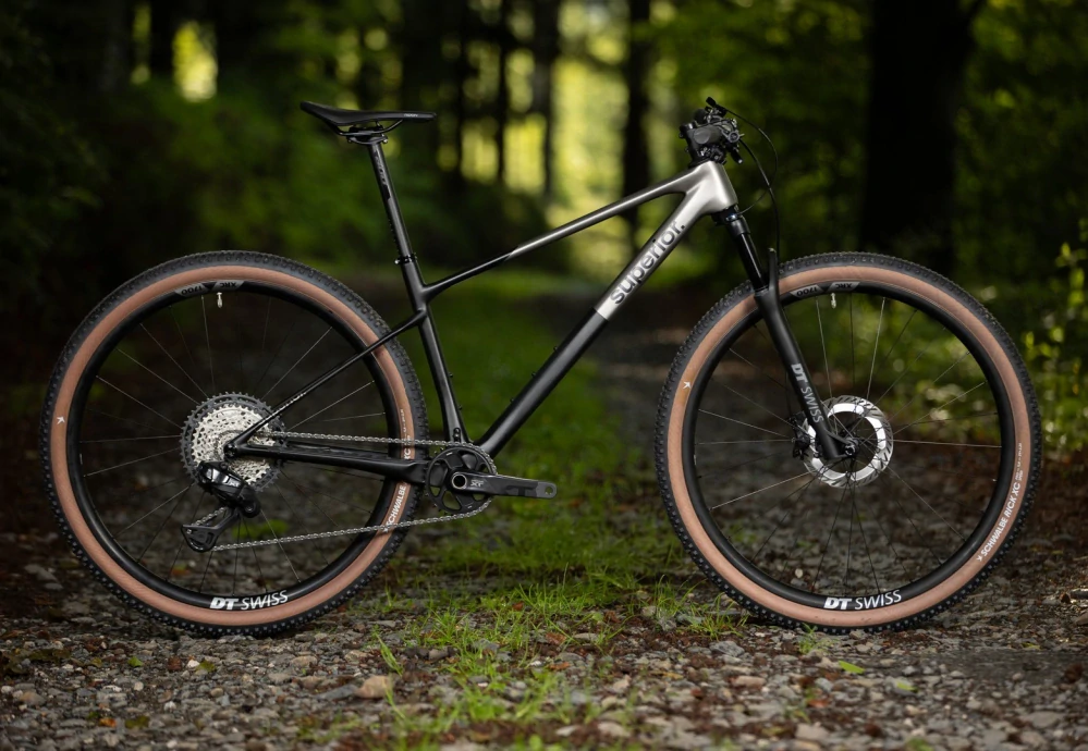 Superior XP 9.8 / Matte Dark Chrome/Carbon