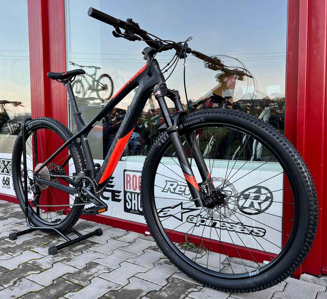 Kolo Rock Machine Blizz CRB 20-29 černá/oranžová