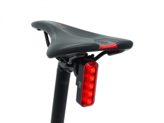 Světlo zad. XYRIUS Brake USB 400 lm - černá/červené-sklo