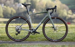 Superior XR 9.5 GR / Matte Green Grey / Green