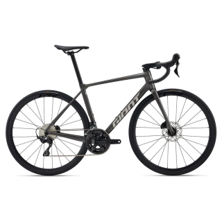 Giant TCR Advanced 2-KOM Stealth Chrome