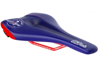 Sedlo SQlab 611 Ergowave active 2.1 ltd. Wings for Life
