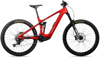 STEPPENWOLF Tundra 8.0 Avinox M2S racing red gloss